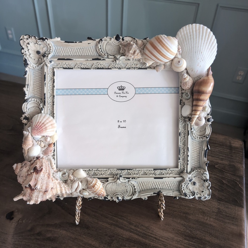 Vintage Style‎ 8x10 Shell Picture Frame Ornate Distressed Cream Coastal Sea Life